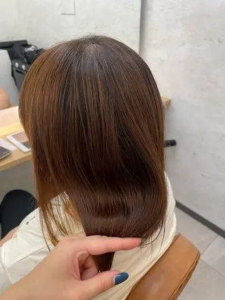 ミディアム 高橋 芽衣のヘアスタイル