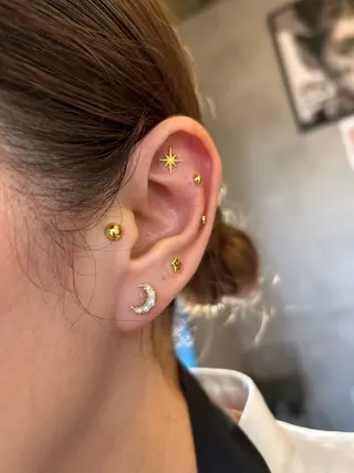 evergreen /眉毛•耳つぼのエステ・リラクイメージ