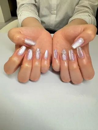 ネイル WHITELY みどりのネイルデザイン