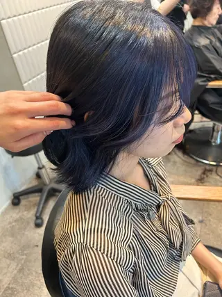 ミディアム カラー 東 希良里のヘアスタイル