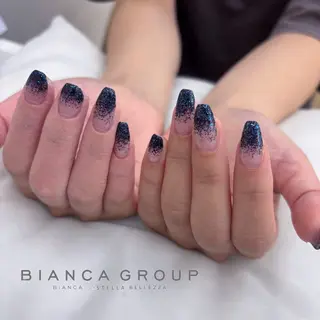 ネイル Bianca 原 苺花のネイルデザイン