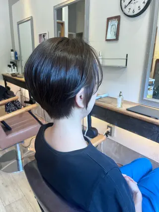 ショート ハラちゃんカット✂︎ 透明感🩵ケアカラーのヘアスタイル