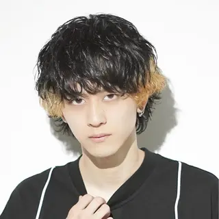 カラー カラー/アメ村/河合 顕正のヘアスタイル