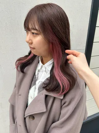 ロング カラー ヘアアレンジ yuka .のヘアスタイル