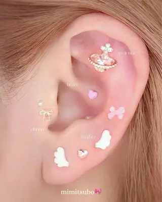 Azuria eyelash 恵比寿店所属・耳ツボジュエリー🎀 韓国束感まつげ🩵のマツエク・マツパデザイン