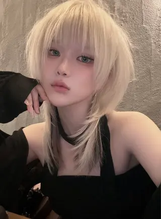ミディアム 🖤ウルフ×ハイ トーン🖤KOYAのヘアスタイル
