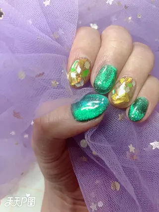 ネイル ラッキー 玲奈のネイルデザイン