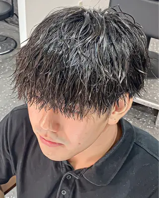 ショート メンズ パーマ/ダブルカラー ブリーチ⭐️海斗のヘアスタイル