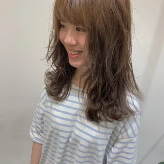 カラー タンバルモリパーマ 礒井メンキのヘアスタイル
