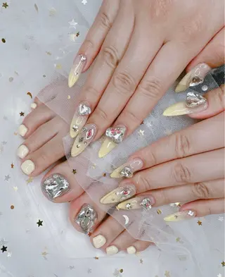 ネイル ハヤシ ミカのネイルデザイン