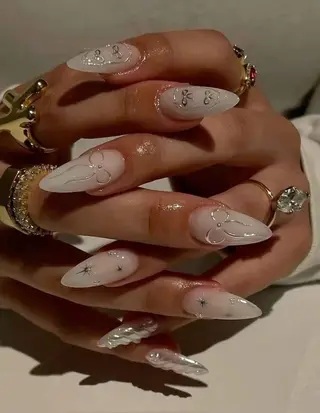 ネイル T. Leeのネイルデザイン