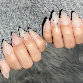 ネイル 12/8🈳️🌷 永山瑞穂のネイルデザイン