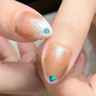 ネイル Mizuliネイル 眉毛メイクのサロンのネイルデザイン