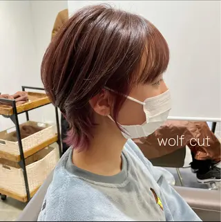 ミディアム 細沼 葵のヘアスタイル