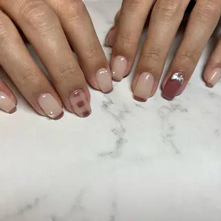 ネイル neroli スタッフのネイルデザイン