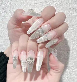 ネイル D-BEAUTY Nailsalonのネイルデザイン