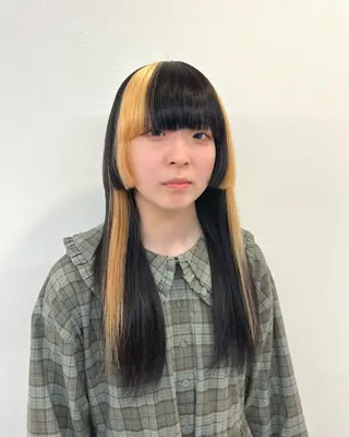 ロング カラー ブリーチカラー🦋‪ 田中さくらのヘアスタイル