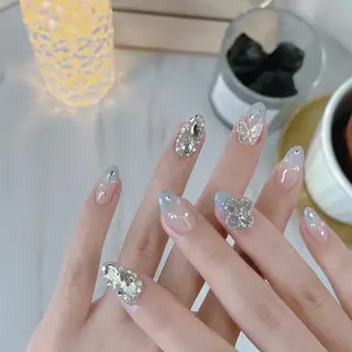 ネイル NEO Beauty Salon所属・𝐍𝐄𝐎 𝐉𝐔𝐑𝐈のネイルデザイン