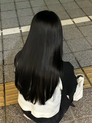 ロング カラー 🍓ハイトーンカラー 🎀nene🍓のヘアスタイル