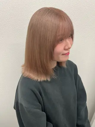 ミディアム ユイ☆ハイトーン ☆ブリーチデザインのヘアスタイル
