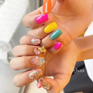 ネイル revia所属・ERI Nailistのネイルデザイン