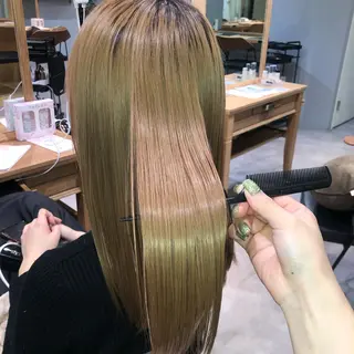 セミロング パーマ VIEWユリナ メイク/ カットのヘアスタイル