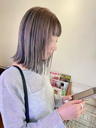 ミディアム salowin銀座6丁目所属・銀座 Megumiのヘアスタイル