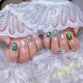 ネイル DIAMOND Nail🥇のネイルデザイン