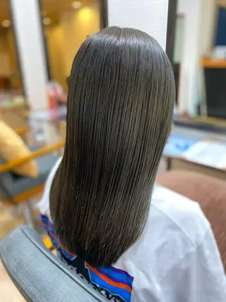 セミロング カラー 野呂 隼人のヘアスタイル