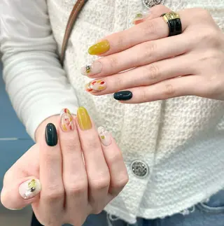 ネイル 💅E•U•B NAIL🌹所属・横浜市中区曙町 ネイルE·U·Bのネイルデザイン