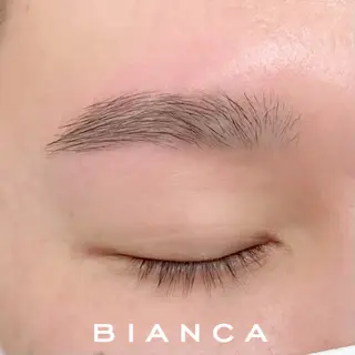 アイブロウ Bianca Motohashiのマツエク・マツパデザイン