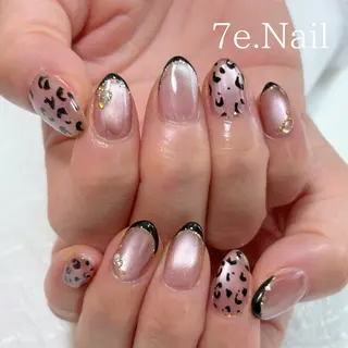 ネイル 7e. Nailのネイルデザイン