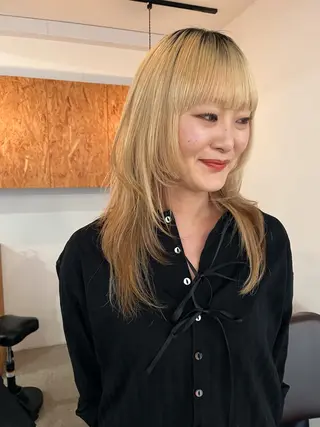 ロング 暖色カラー 🌼クニトウメイのヘアスタイル