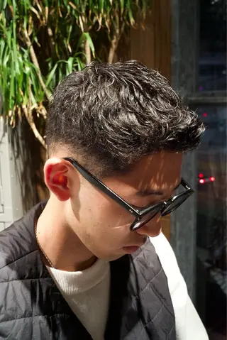 ショート パーマ メンズ GAKU 岳人のヘアスタイル