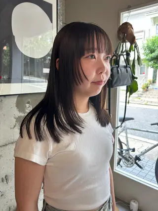 セミロング カラー naw所属・永田 愛莉のヘアスタイル