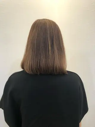 カラー Ruang所属・ツノガイ エリのヘアスタイル