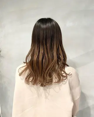 セミロング hale所属・hale airiのヘアスタイル