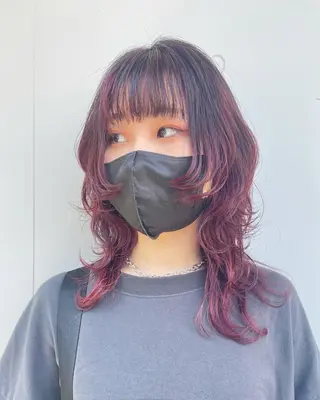 セミロング カラー もにか🌞原宿/渋谷 🌝ブリーチカラーのヘアスタイル