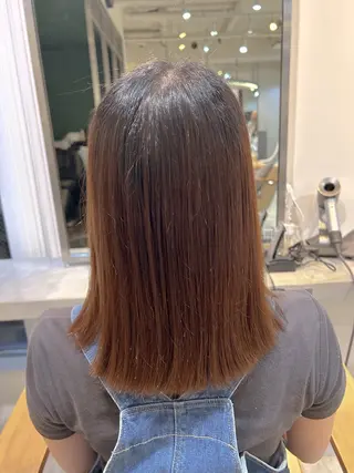 ミディアム 湯浅 美葉のヘアスタイル