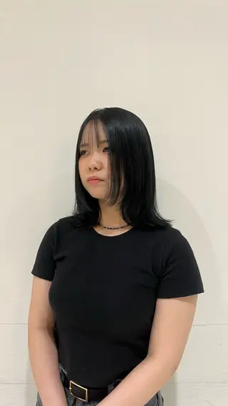 セミロング カラー ナカハラ フウカのヘアスタイル