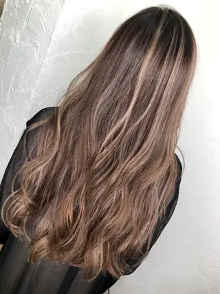 ロング カラー LoA International Tokyo所属・モデル募集 LoA新宿代表の眉毛・アイブロウイメージ