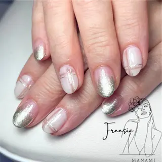 ネイル freesia Manamiのネイルデザイン