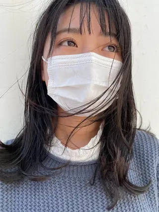 ミディアム モダーン北鎌倉所属・中溝 アカリのヘアスタイル