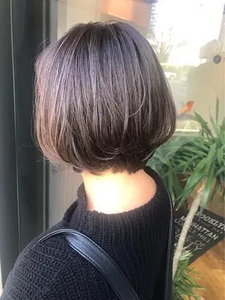 カラー よしだ しおりのヘアスタイル