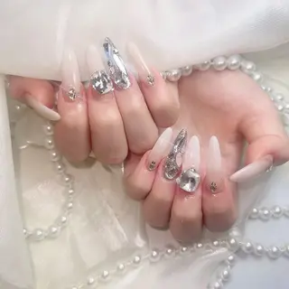 ネイル Viola  . Nailsalonのネイルデザイン