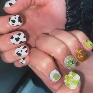 メンズ ネイル akari✨ 韓国風、メンズネイルのネイルデザイン