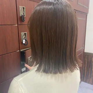ミディアム 宮澤 美幸のヘアスタイル
