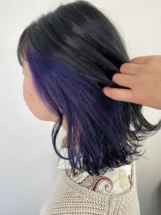 ミディアム カラー 三好 美里のヘアスタイル
