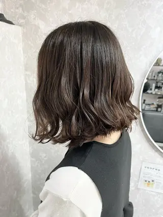 ミディアム カラー 池田 真衣のヘアスタイル