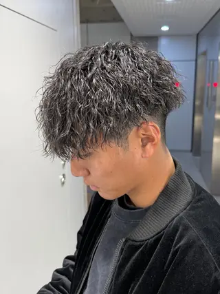 ショート パーマ メンズ 渋谷駅から徒歩1分 BLUCKメンズヘアのヘアスタイル